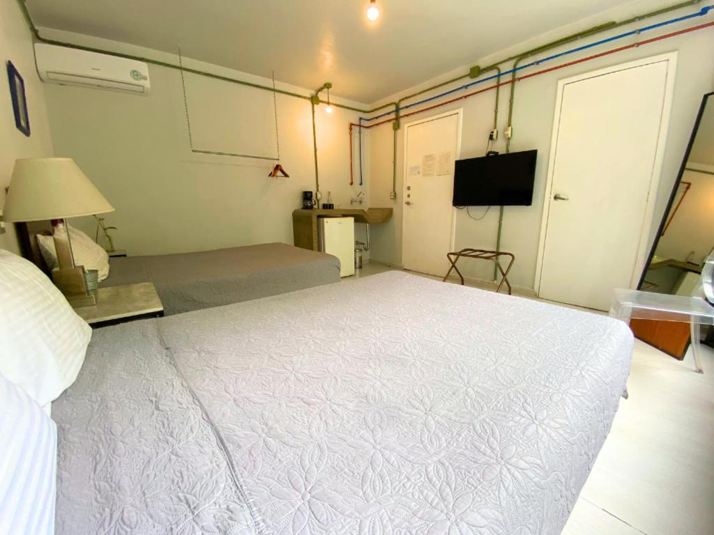 Vl Hotel Boutique Consulado Chapu Гвадалахара Экстерьер фото
